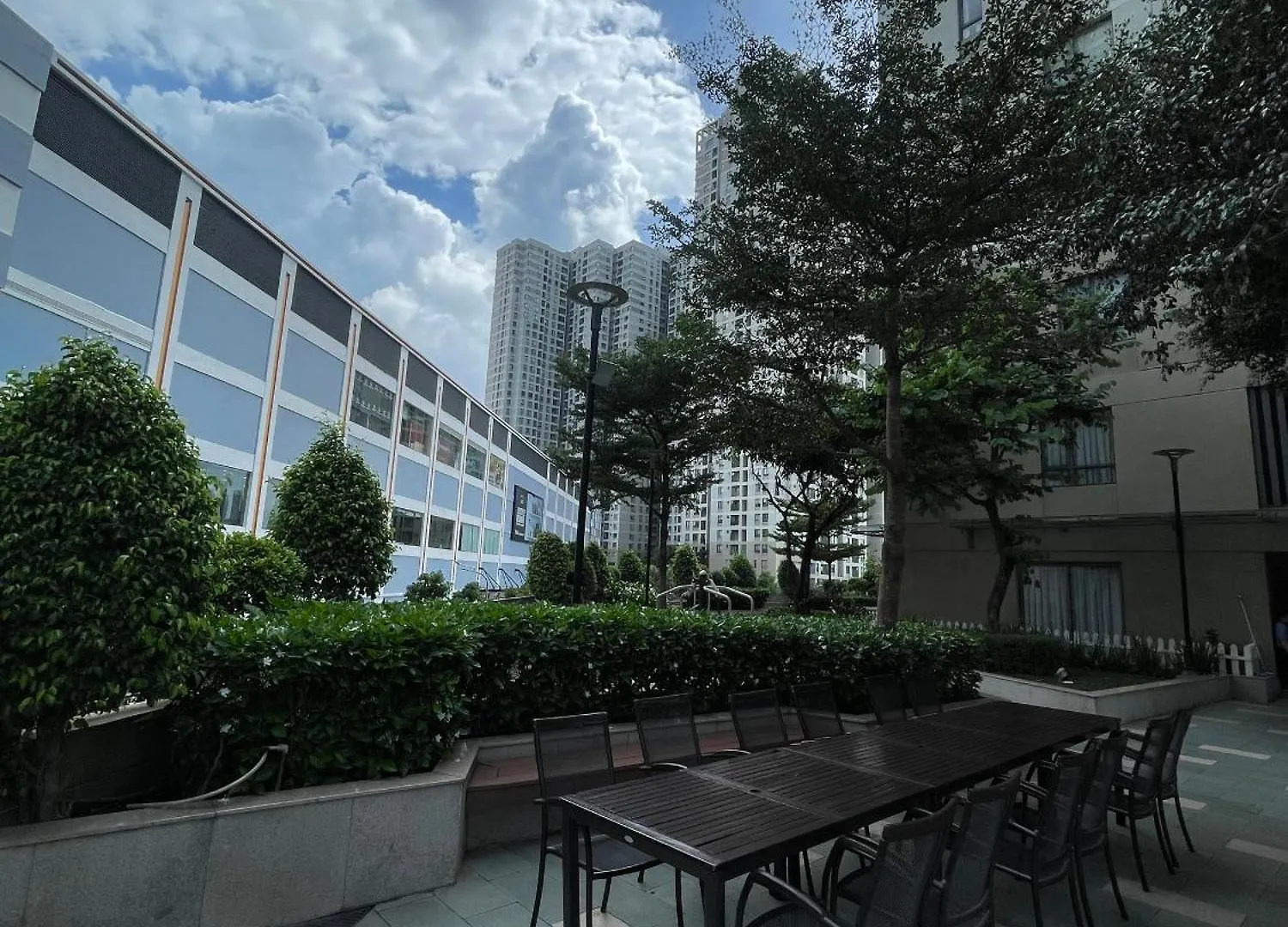Hhomes - Cozy 1 Bedroom View Bikini & Pool Gym At Masteri Thao Dien D2 Ho Chi Minh City Apartment