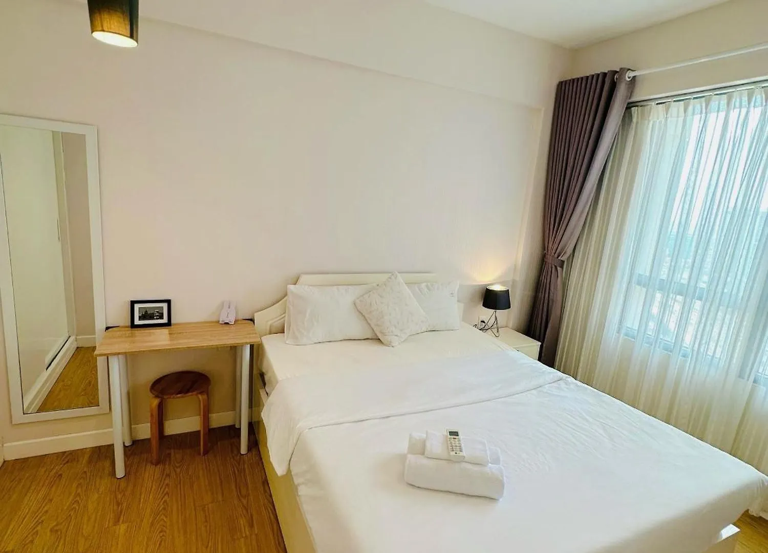 Hhomes - Cozy 1 Bedroom View Bikini & Pool Gym At Masteri Thao Dien D2 Ho Chi Minh City 0*,